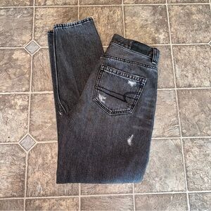 American Eagle Faded Black Distressed Denim Mom Jean Size 0 Regular